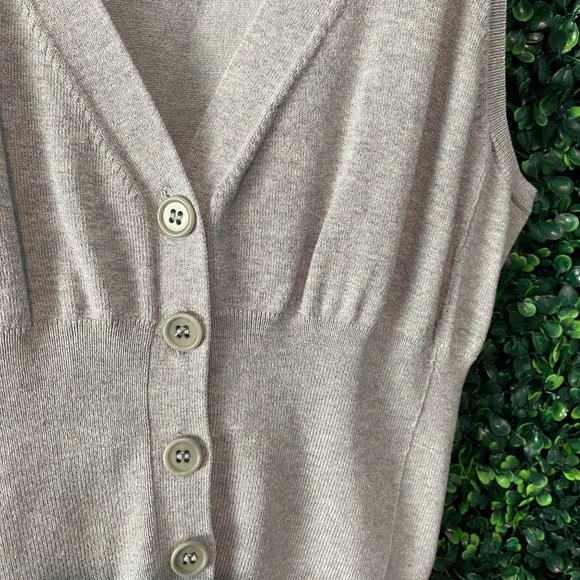 BCBG - Sweater Vest - Picture 2 of 5